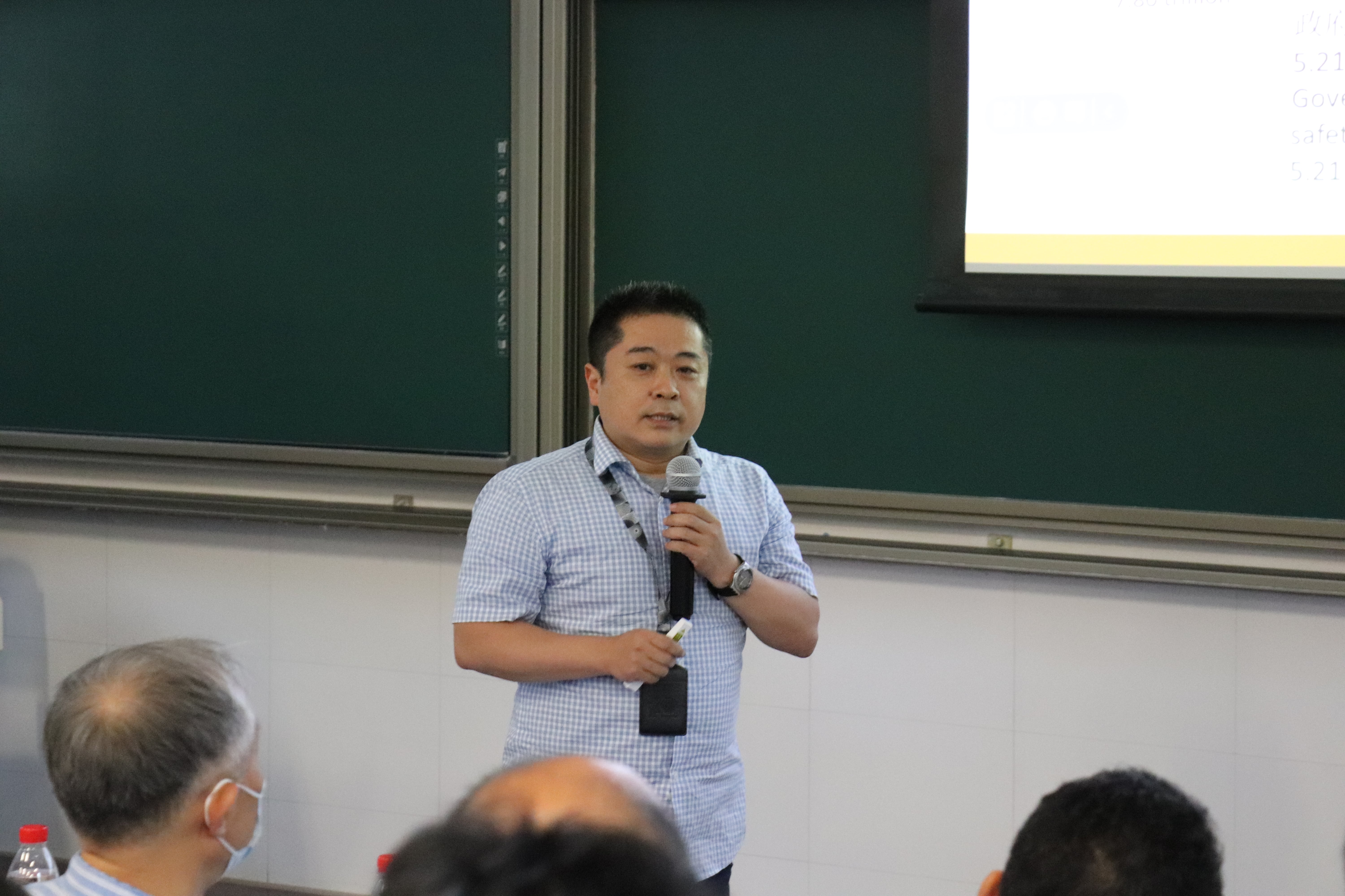 1631761587038073455.jpg 20210903-2021级本科生迎新会-未知-李克非发言-min.jpg