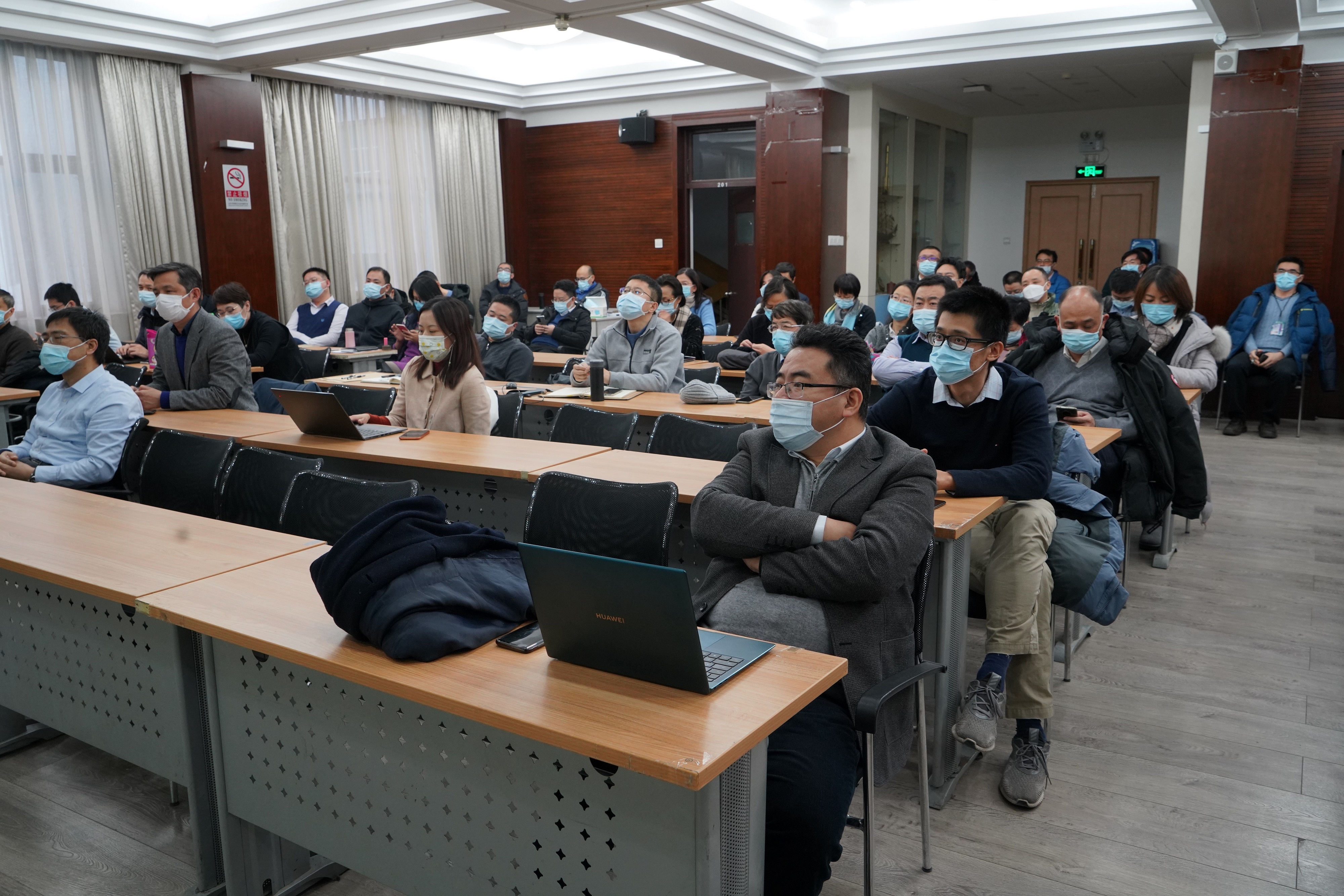 1610093619256053765.jpg 测评会现场.jpg