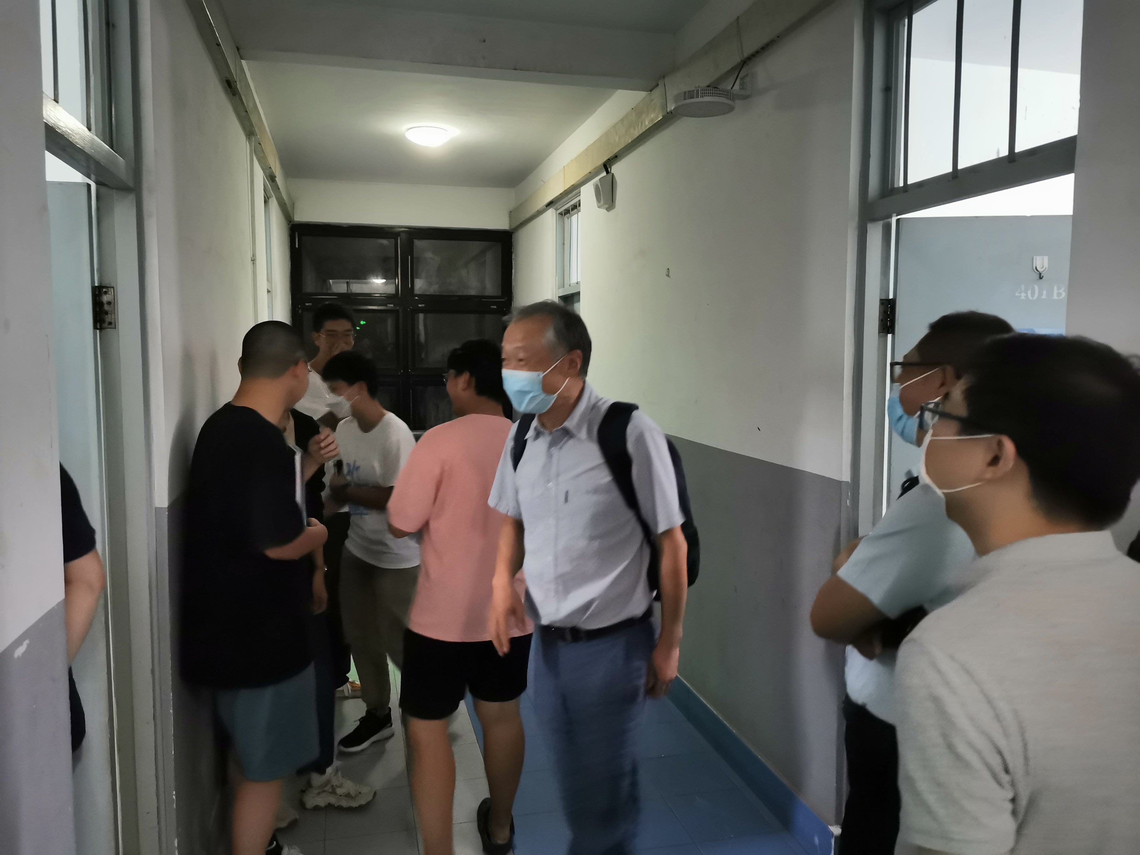 1631762013364006398.jpg 20210903-2021级本科生迎新会-未知-领导慰问2-min.jpg