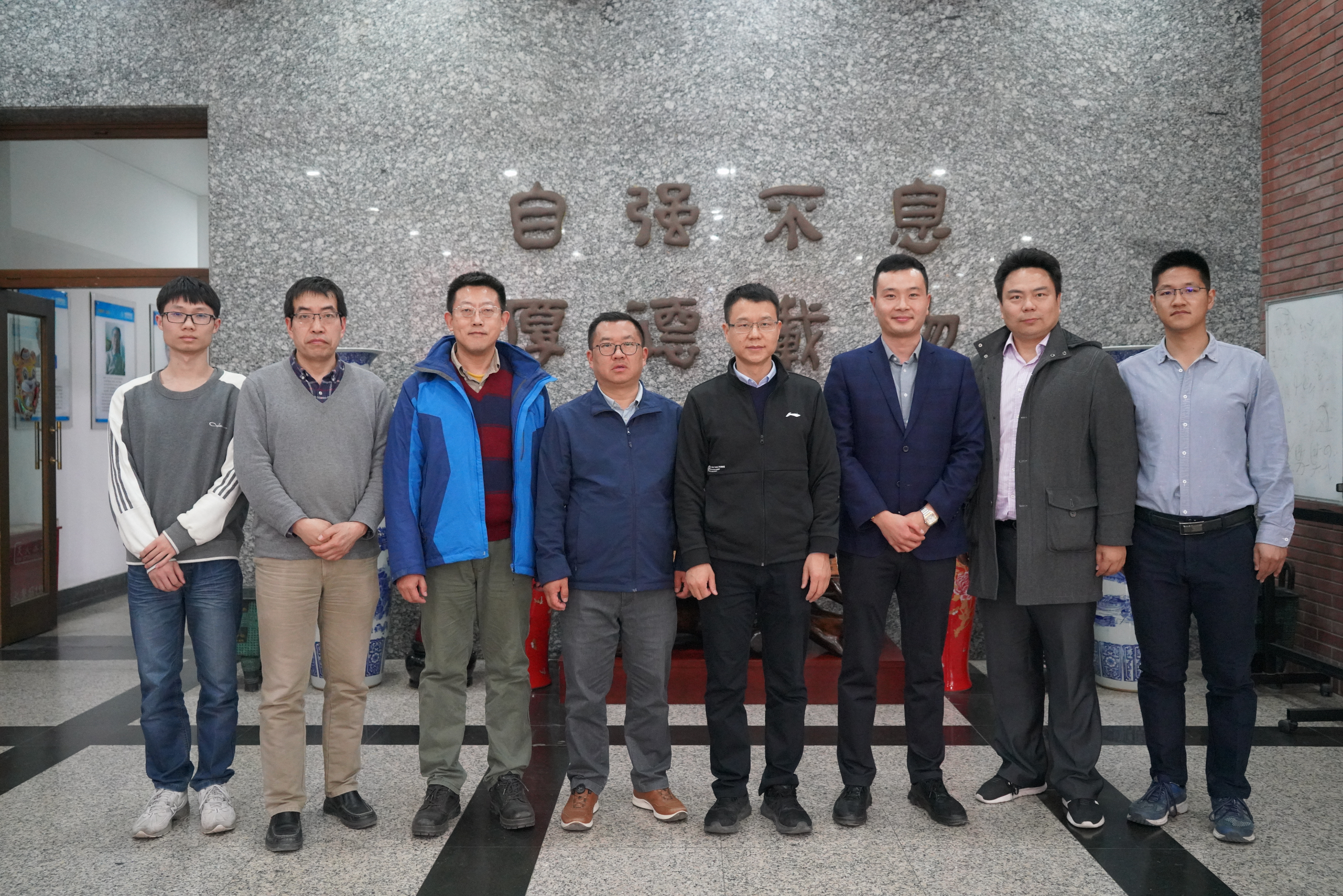 1648172503230027025.jpg 20220309-滇中引水工程项目调研交流会-高欣-与会人员合影-min.jpg