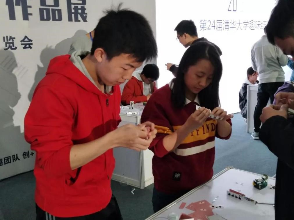 1597028338861010680.jpg 选手参赛.jpg